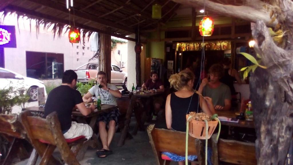 Green Leaf Guesthouse Krabi town Esterno foto