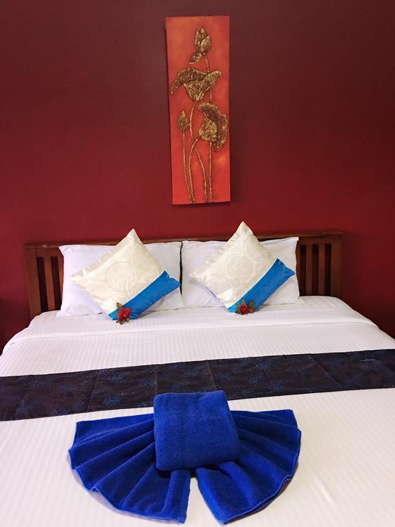 Green Leaf Guesthouse Krabi town Esterno foto