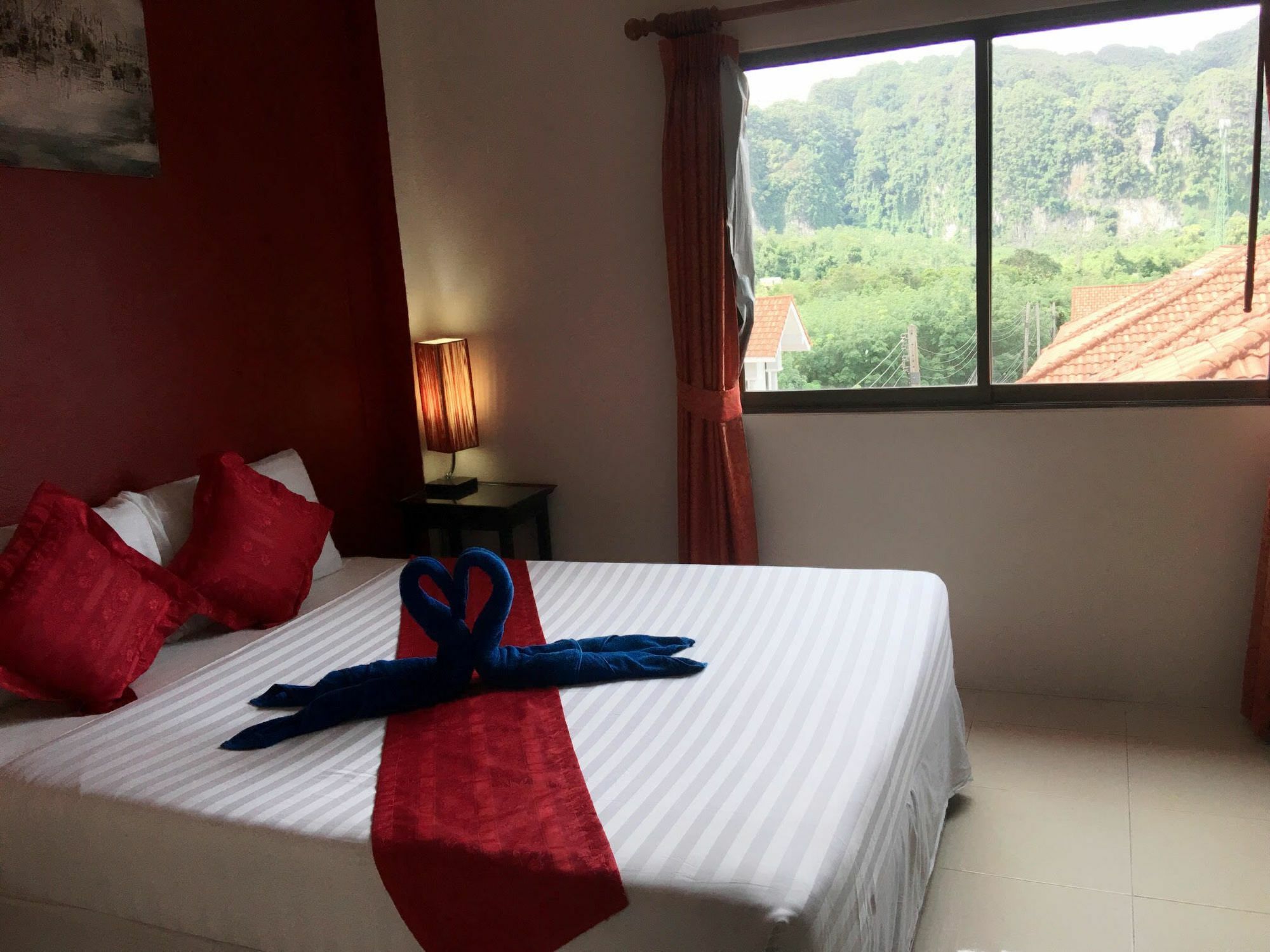 Green Leaf Guesthouse Krabi town Esterno foto