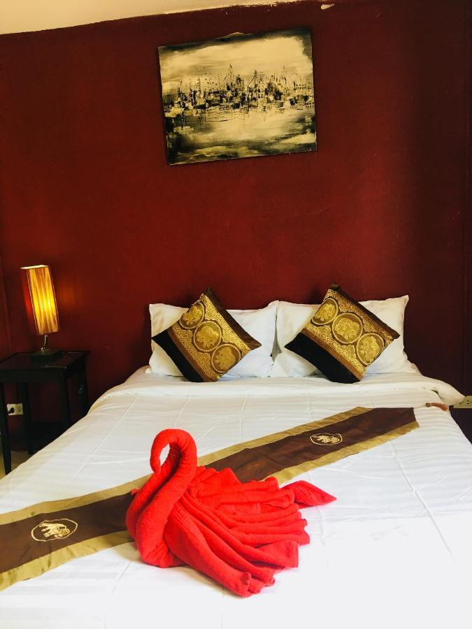 Green Leaf Guesthouse Krabi town Esterno foto